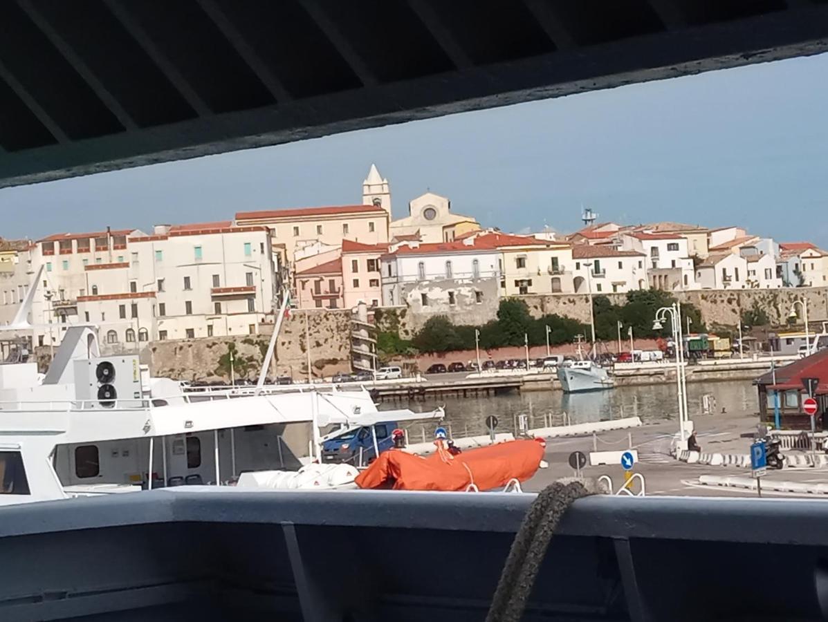 Casa Vacanze Tre Stelle Termoli Exterior foto