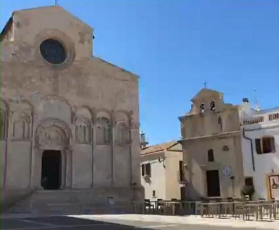 Casa Vacanze Tre Stelle Termoli Exterior foto